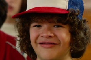 O brasileiro que é a cara do personagem Dustin de ‘Stranger Things’