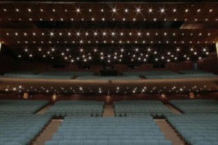 Grande Teatro Cemig Palácio é palco das celebrações dos 35 anos do Arrumação, produzido pela Rede Mi