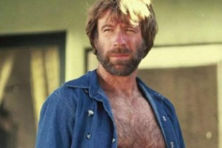 Chuck Norris e seus 10 filmes essenciais dos anos 80