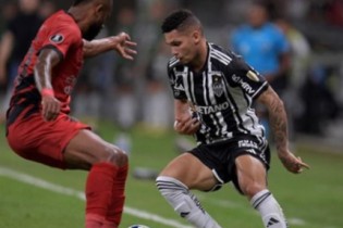 Libertadores 2023: Atlético-MG vence o Athletico-PR de virada no Mineirão