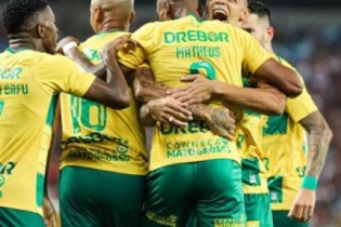 Confira os melhores momentos dos seis jogos que fecharam a 18ª rodada do Brasileirão 2023