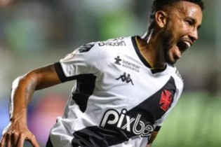 Brasileirão 2023: Vasco vence o América-MG e sai da zona do rebaixamento