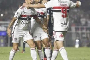 Brasileirão 2023: São Paulo vence o clássico contra o Corinthians, no Morumbi
