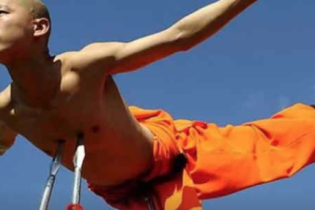 22 fotos fascinantes de monges Shaolin em ação